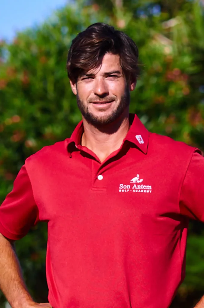 Retrato del golfista profesional Pablo Saldaña